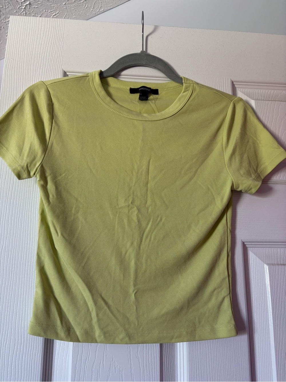 Forever 21 Lime Green Short Sleeve Crewneck Tee